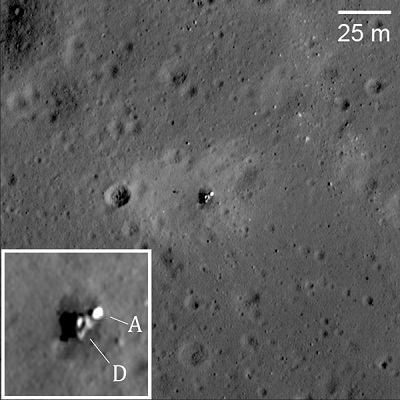 倾倒在月面的月球23号取样器，能清晰区分下降级和上升级。