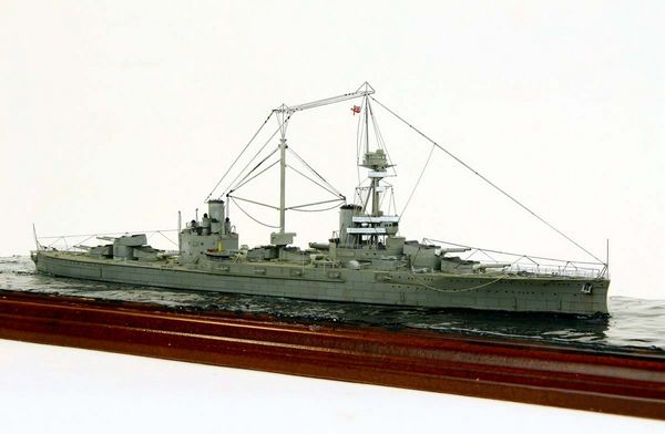 “阿金克尔特”号战列舰，“一星期的炮塔”。